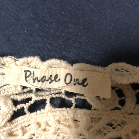 "PHASE ONE" Mesh crochet tank top - Picture 7 of 7